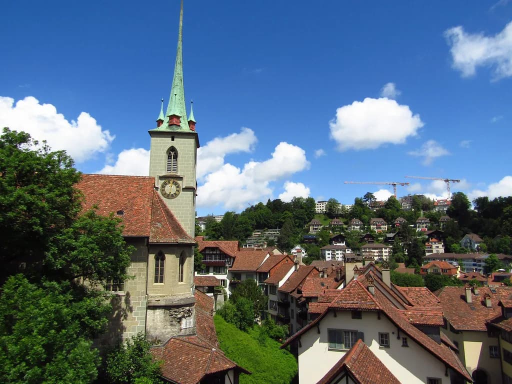 Bern in April: Weather, Crowds and How to Plan Your Days