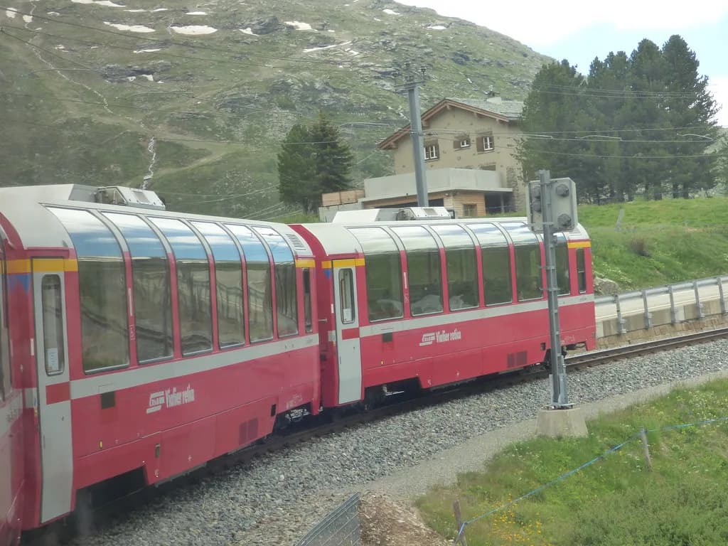 Bernina Express: Route, Timing and Tickets for the Alpine Train