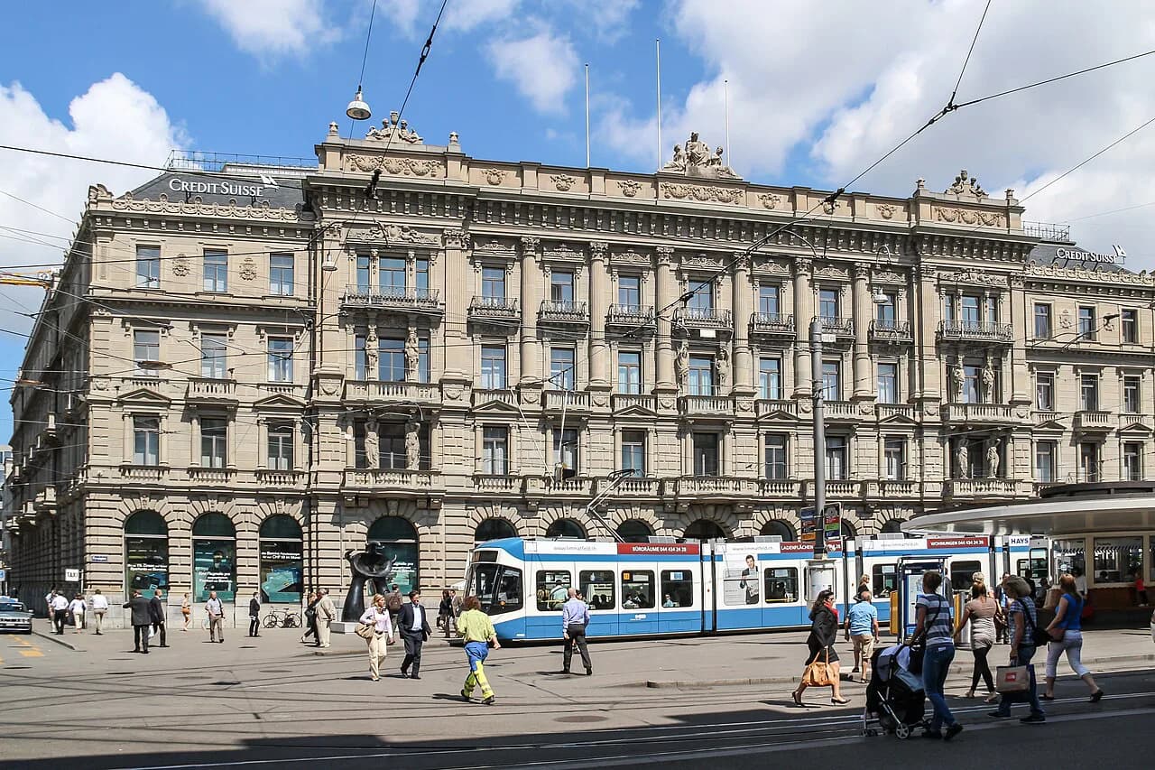 Zürich Chocolate Tour: Best Cocoa Stops to Choose