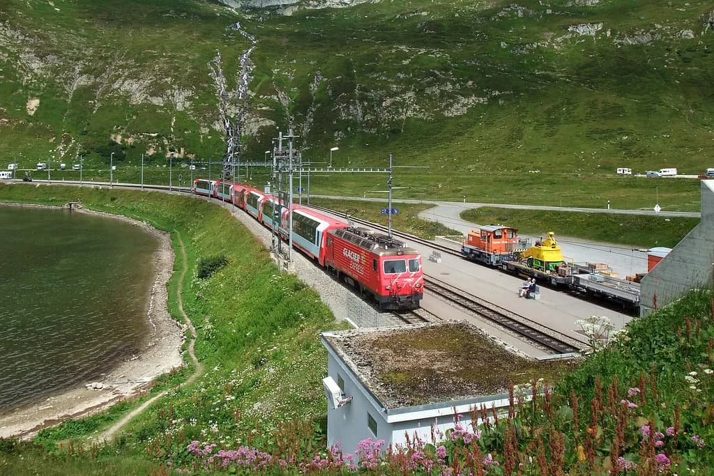 Glacier Express Guide: Route, Fares, Classes and Seat Reservations