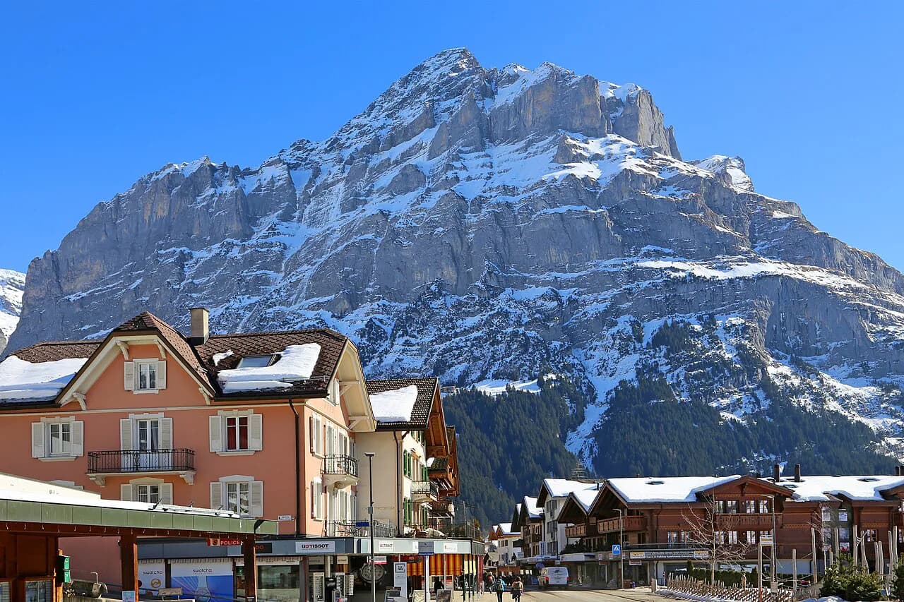 Grindelwald Old Town: What to Expect From the Village Center