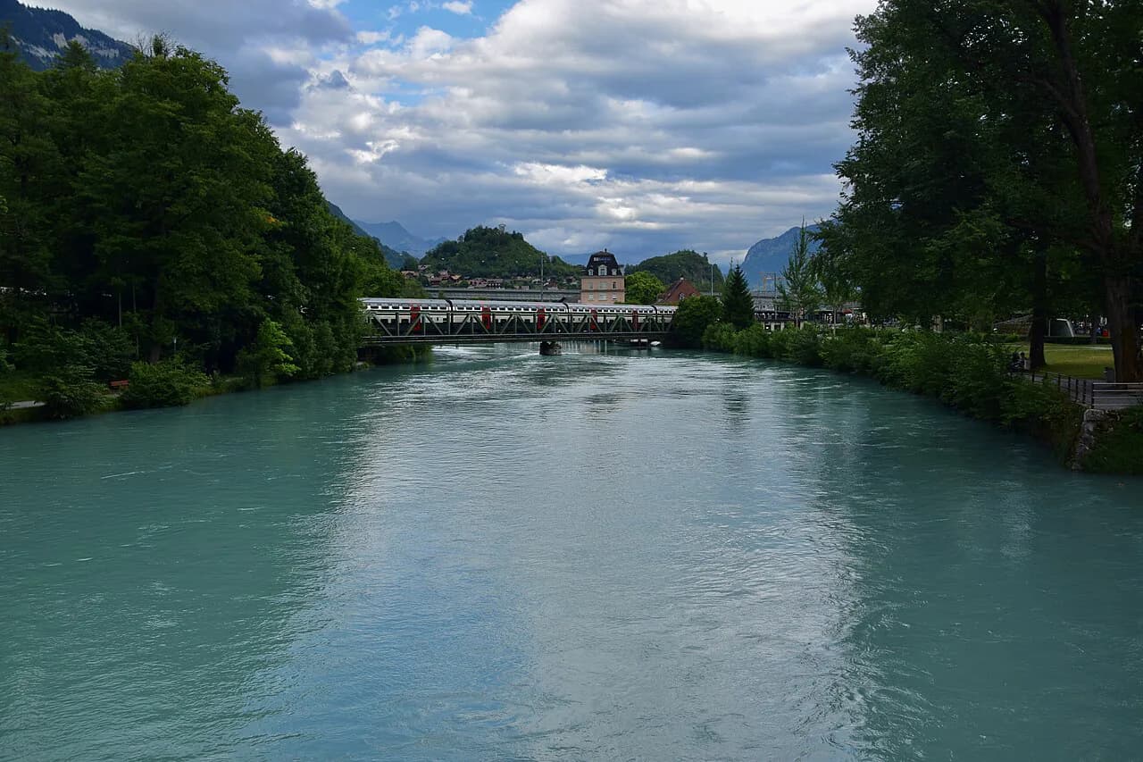 Interlaken Self-Guided Walking Tour: A Two-Hour Route