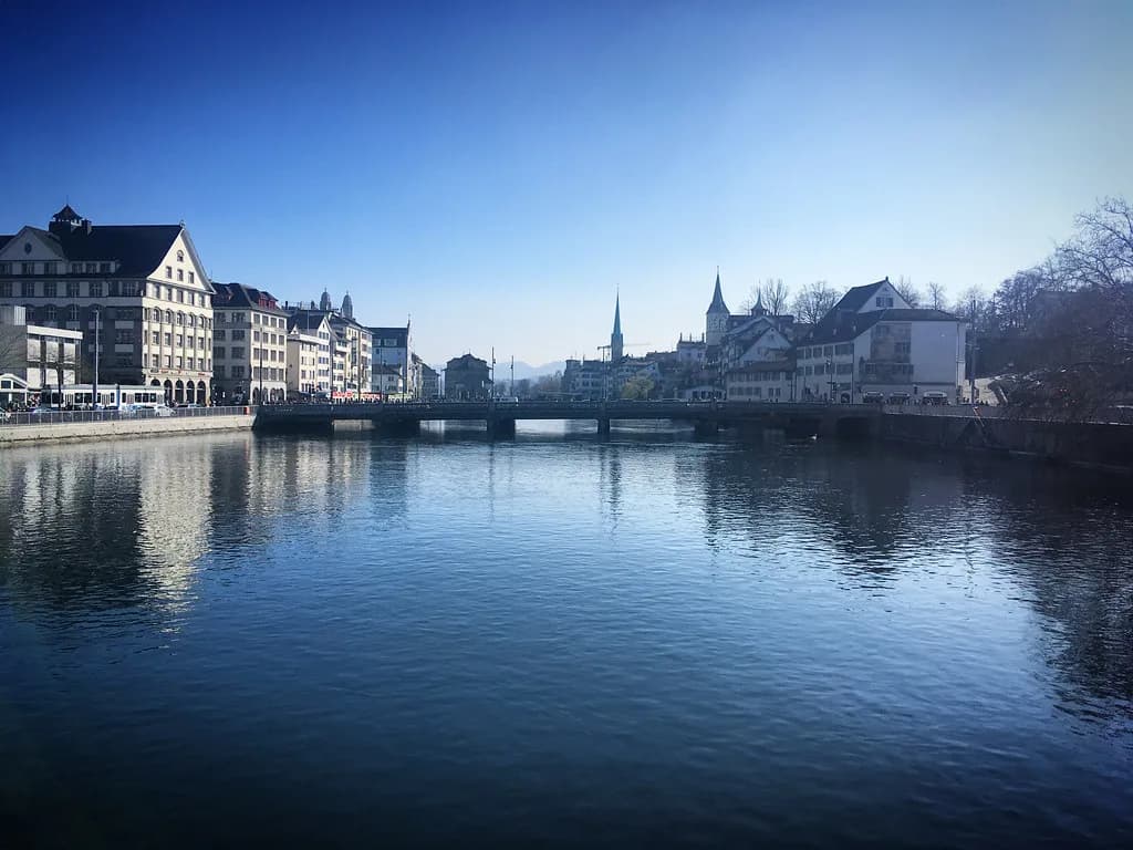 Is Zürich Worth Visiting? Your Swiss Trip Decision Guide