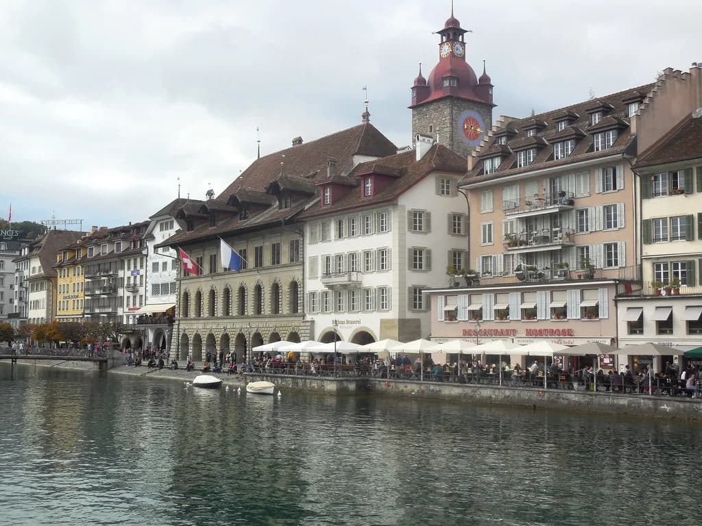 Lucerne Self-Guided Walking Tour: Old Town Route