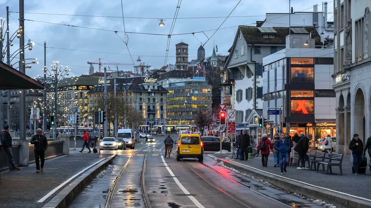 One Day in Zürich: A Realistic Walking Itinerary