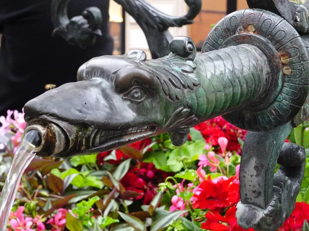 Place de la Palud Lausanne Guide: What to See and Do