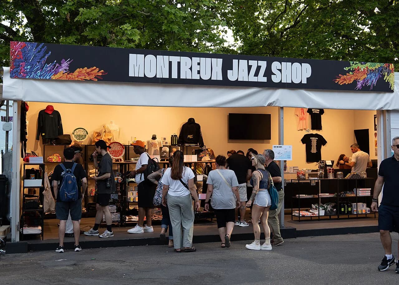 Shopping in Montreux: Rue du Pont and Swiss Products Guide