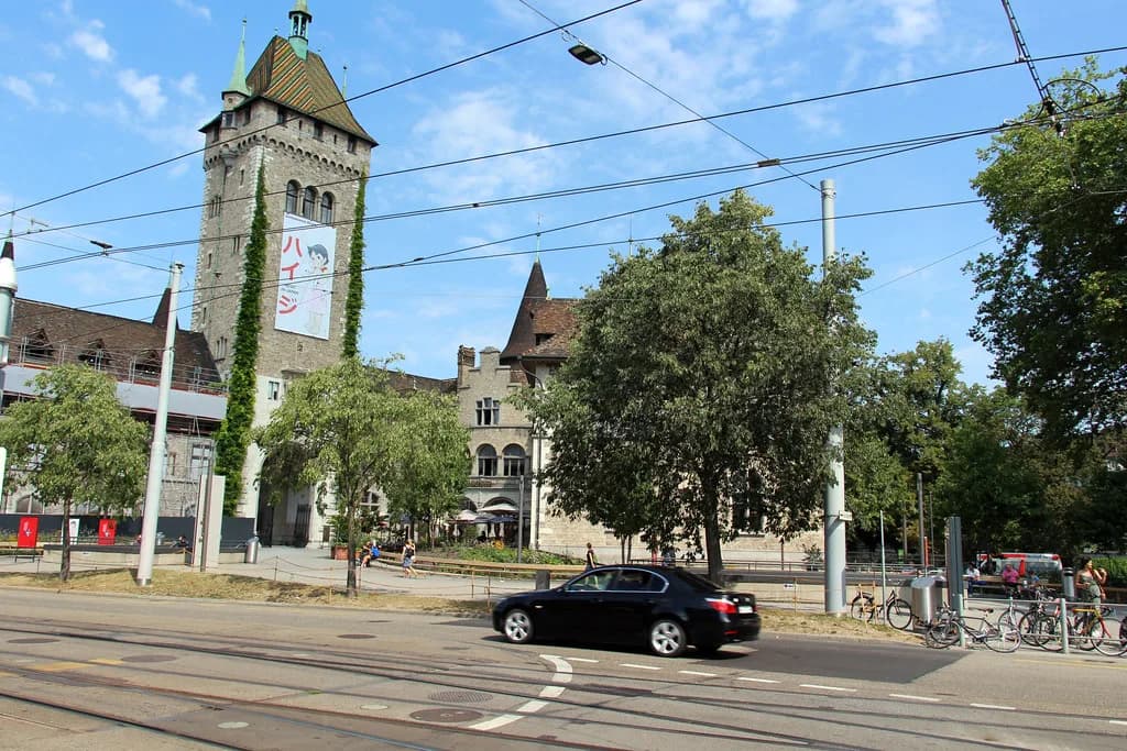 Swiss National Museum Zurich: What to See & Decide