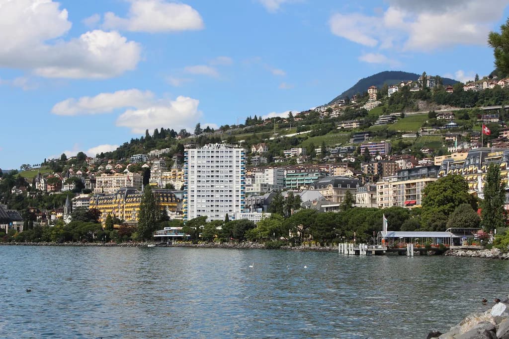 Montreux in April: Weather, Open Attractions, and Days