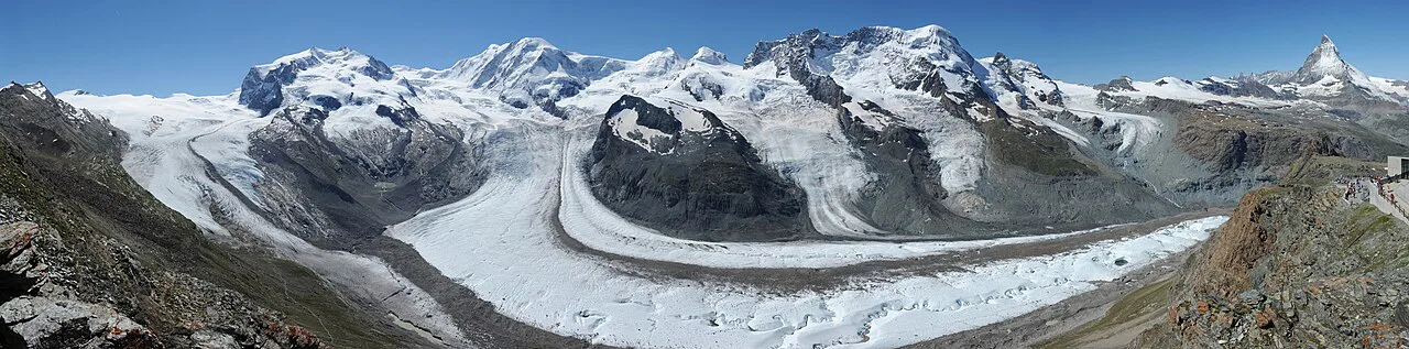 Panorama of the mountains south of Zermatt