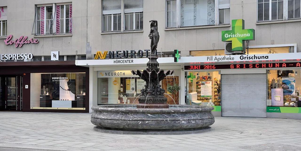 Zierbrunnen Postplatz Chur