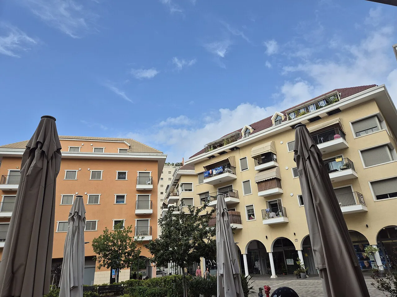 Bella Lugano Yehud