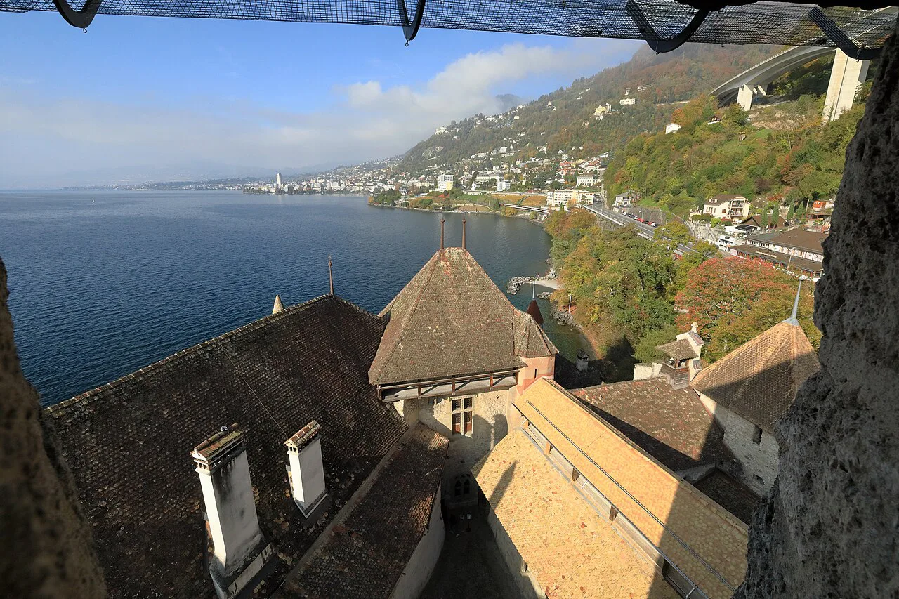 L05 Schloss Chillon, Ehrenhof, Montreux und Glion