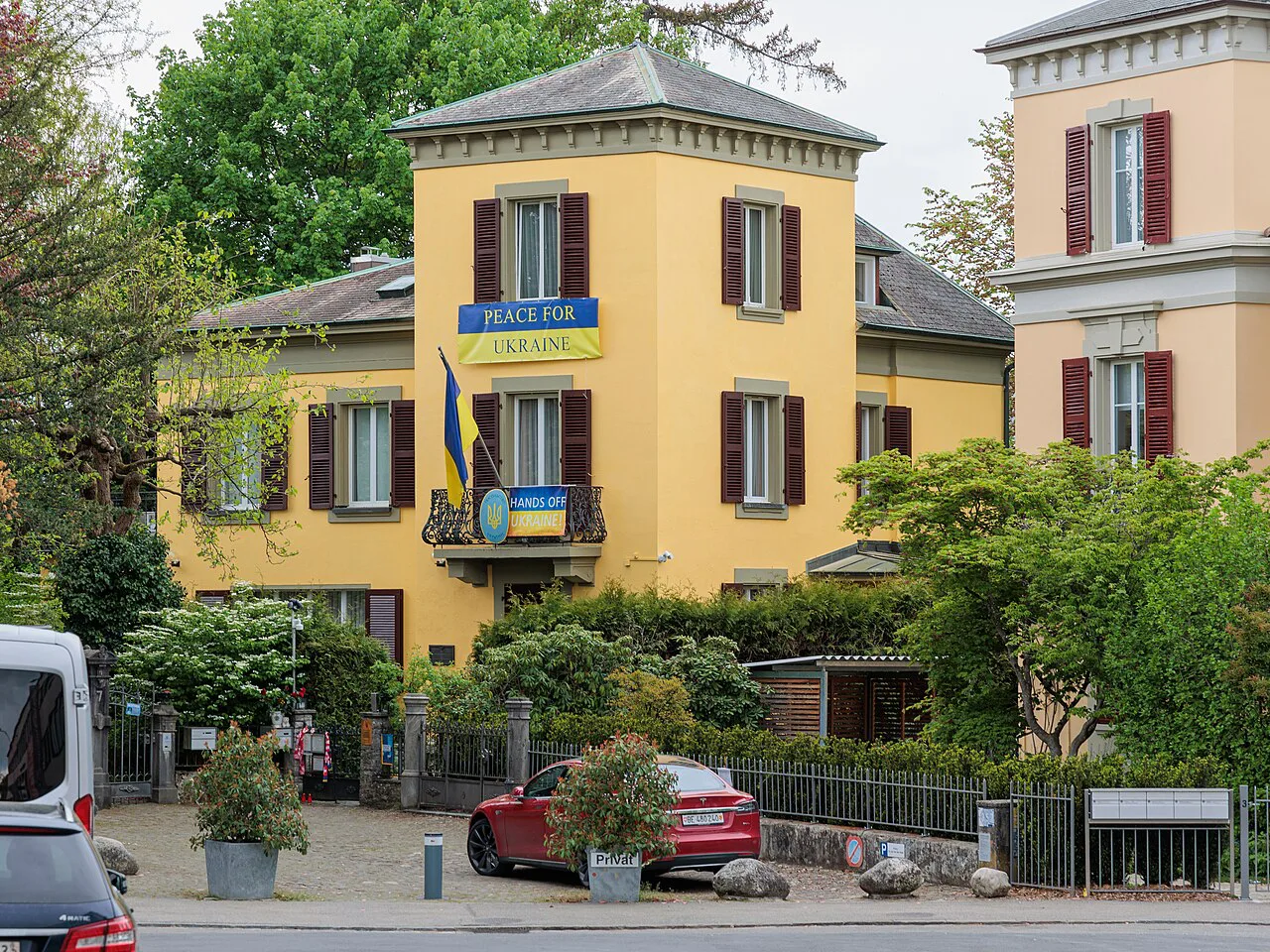 Ukrainische Botschaft in Bern (April )