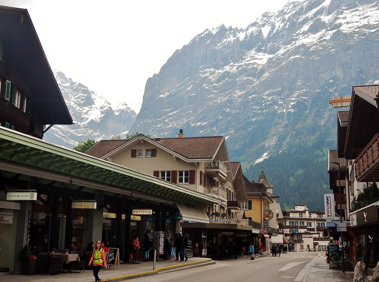 Dorfstrasse in Grindelwald - panoramio