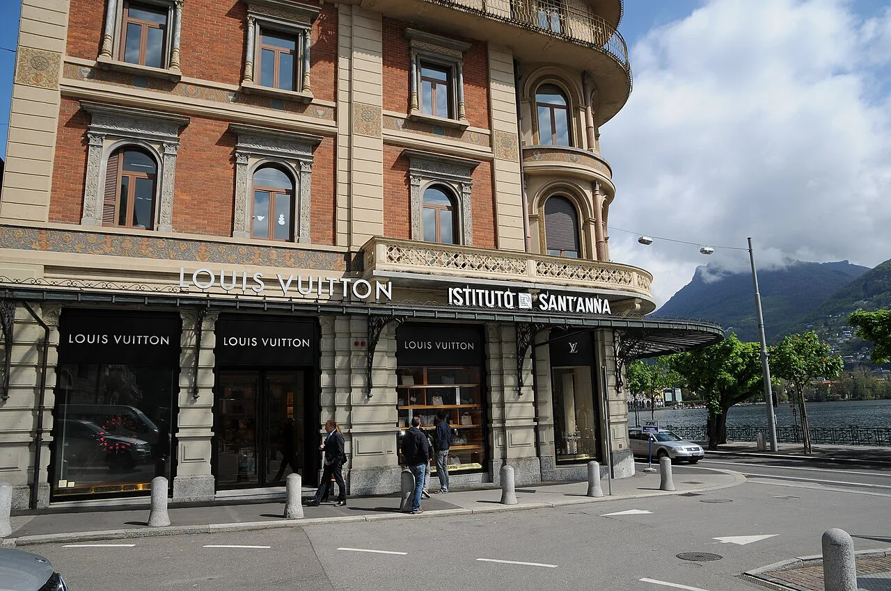 Via Nassa 31 Lugano