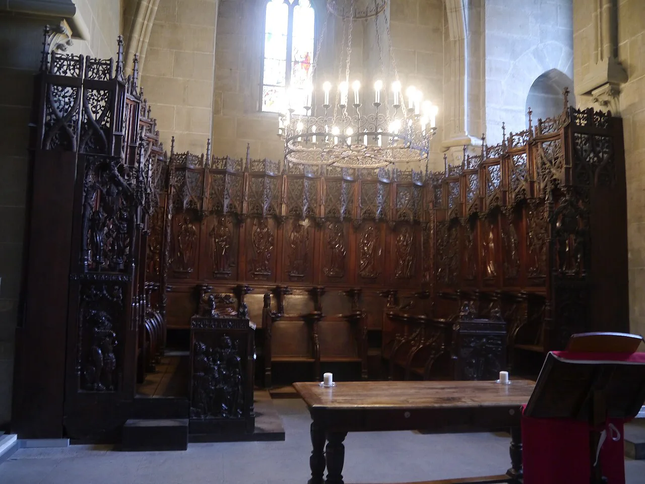 Lausanne Cathédrale Notre-Dame Innen Gestühl
