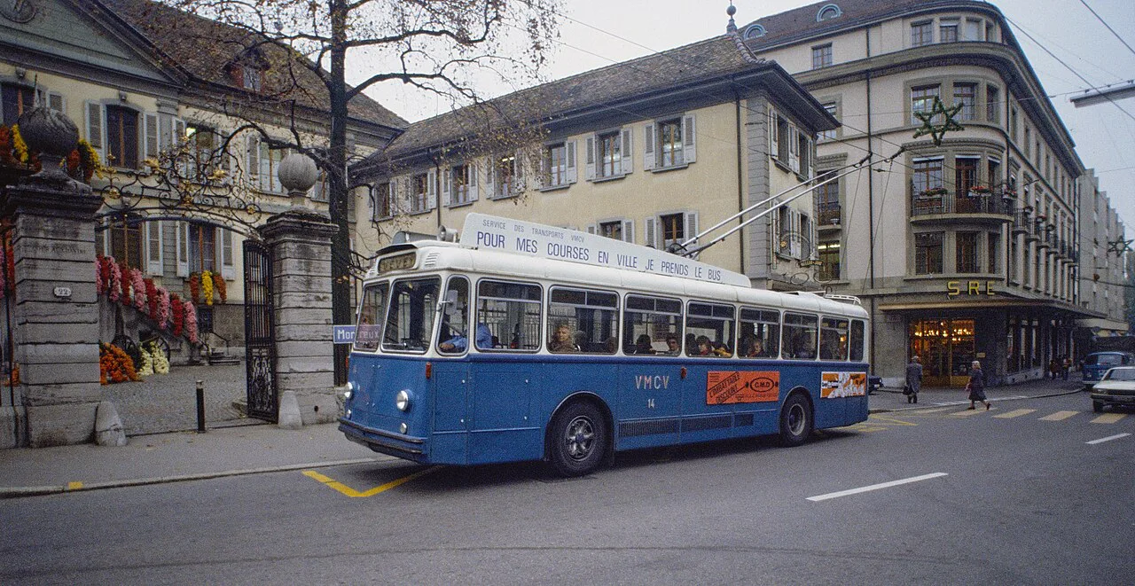 VMCV Berna trolleybus 14 westbound on Rue du Simplon in Vevey, (ETH Com - - ), Montreux