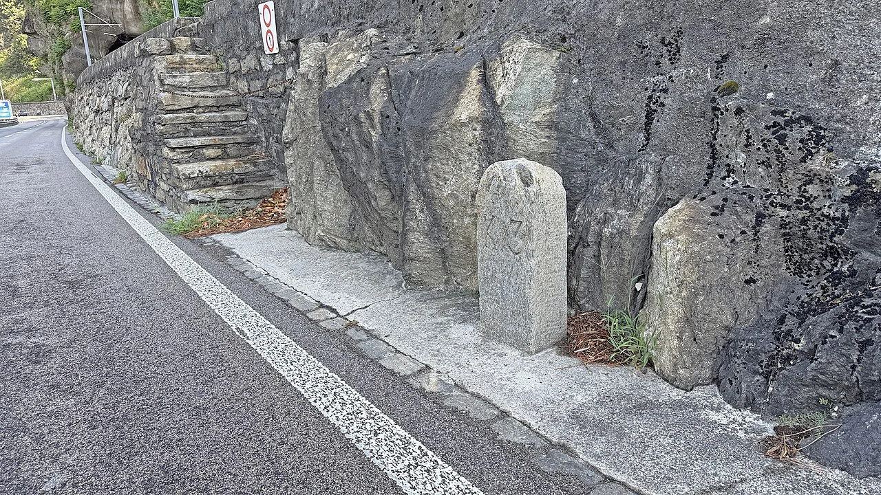 Milestone Locarno - Fusio & Locarno - Intragna & Locarno - Spruga Km