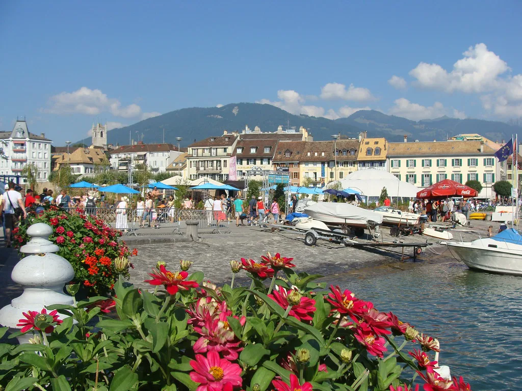 Vevey Marché: market scene in Vevey, Switzerland.