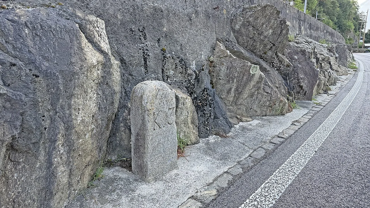 Milestone Locarno - Fusio & Locarno - Intragna & Locarno - Spruga Km