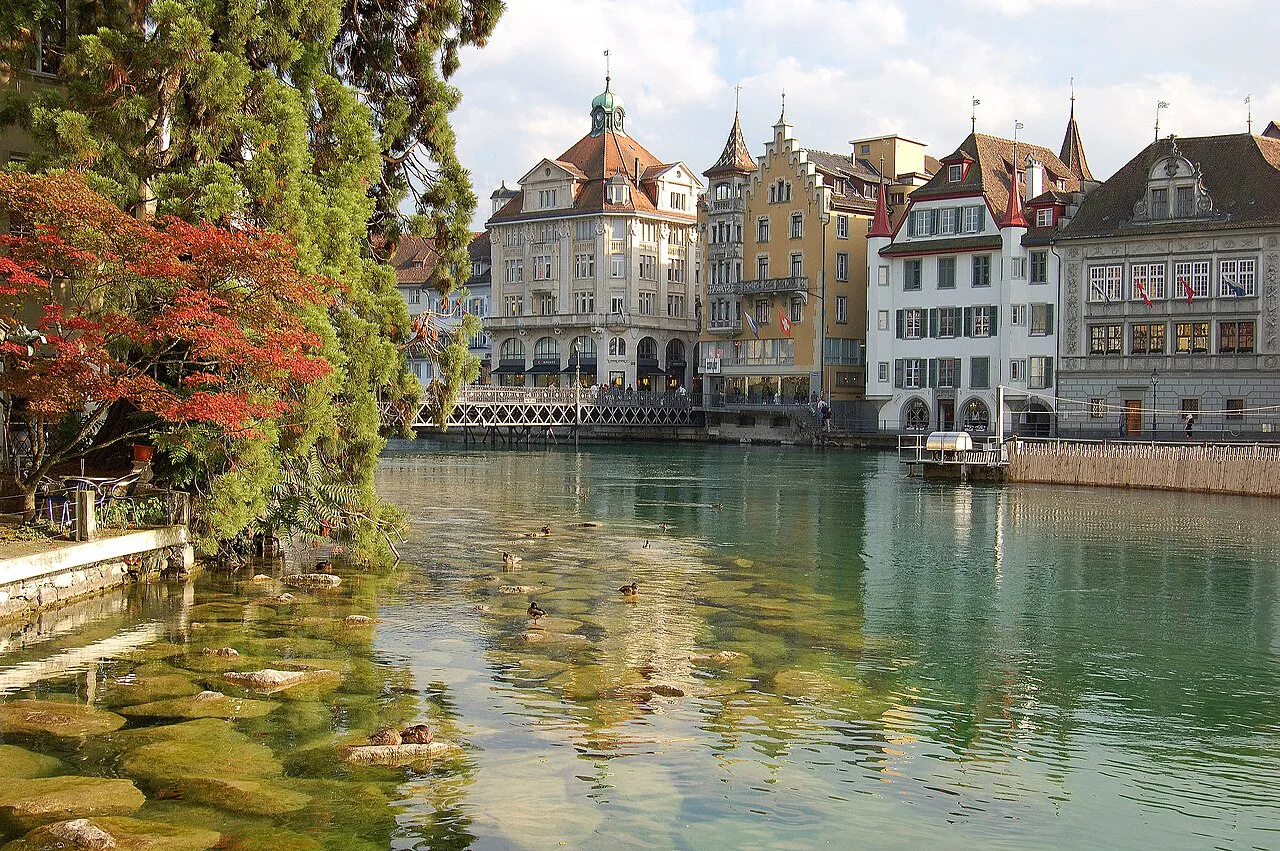 Luzern old part of town edit, Lucerne